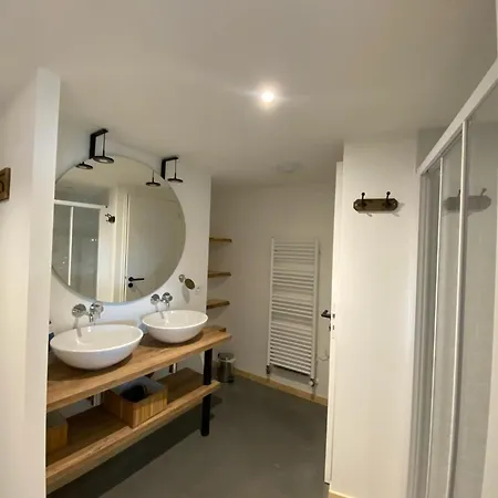 Parador Vert Chalet