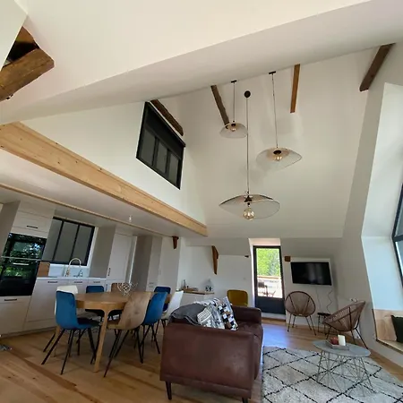 Parador Vert Chalet Le Verdier (Puy-de-Dome)