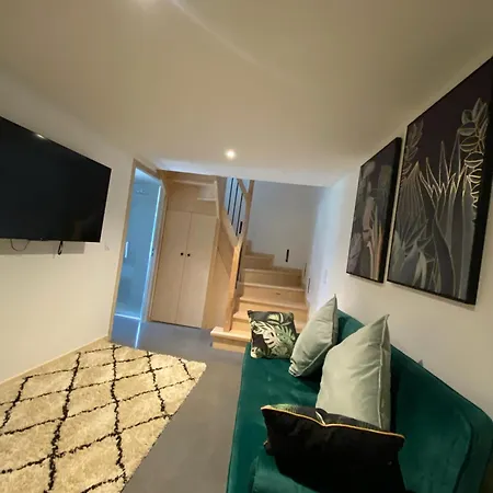 Parador Vert Chalet *